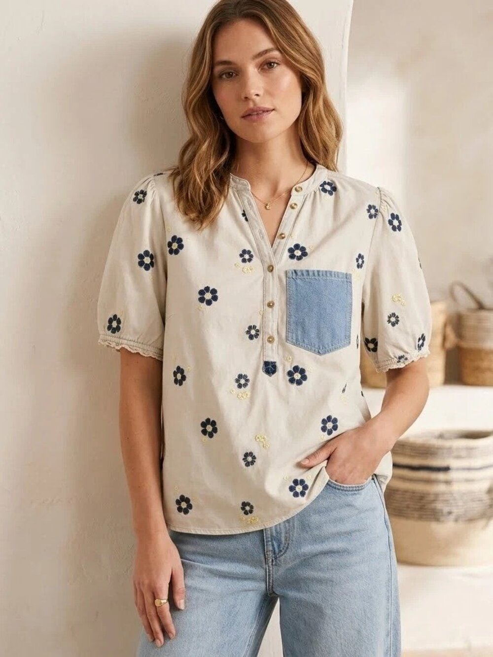 Anthropologie Pilcro Floral Embroidered Denim Top Shirt Daisy Flower 2XPS 290463
